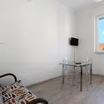 Viareggio Apartments Виареджо