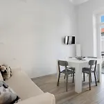 Viareggio Apartments Дом отдыха