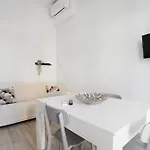 Viareggio Apartments * Виареджо