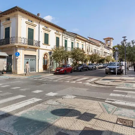 Viareggio Apartments * Viareggio