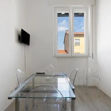 Viareggio Apartments Βιαρέτζιο